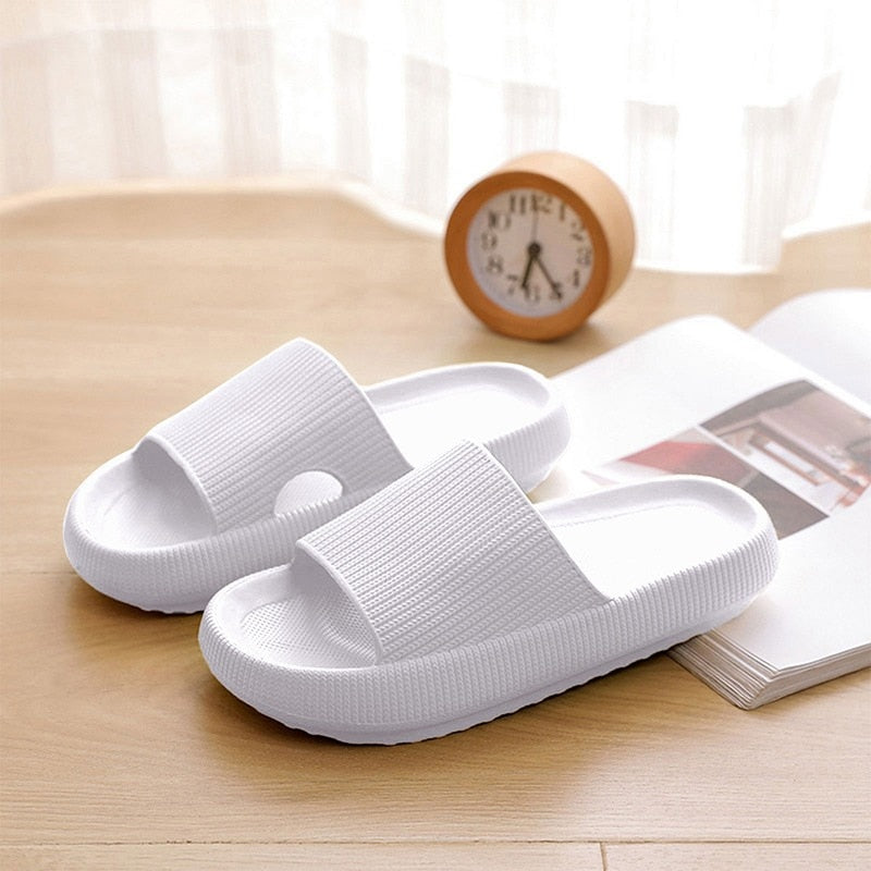 Slippers Women Fashion Summer Non-slip Sandals Shoes Beach Slides High Heels Shower Slipper Soft Sole Women Men Ladies Bathroom